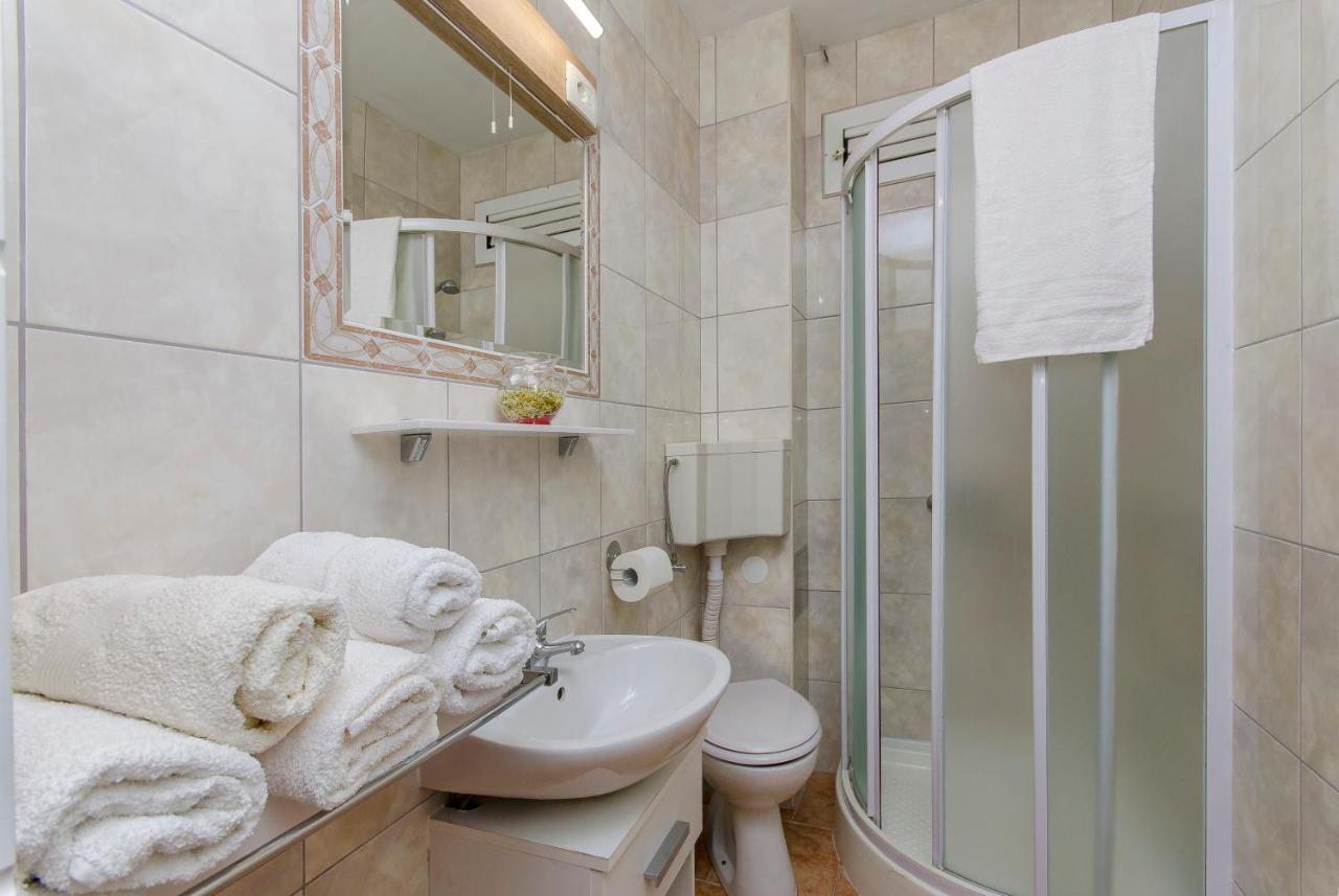 Fima Centar Stobrec Apartment Split Exterior photo