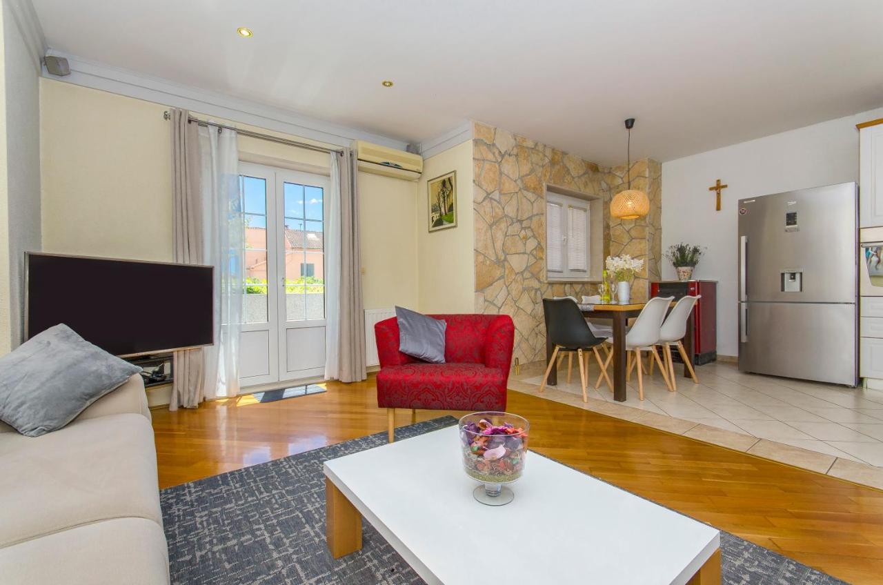 Fima Centar Stobrec Apartment Split Exterior photo
